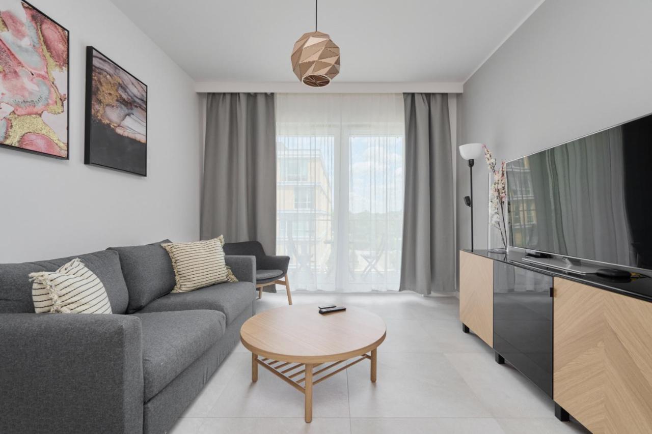 Apartamento Lwowska By The Malta With Parking By Renters Prestige